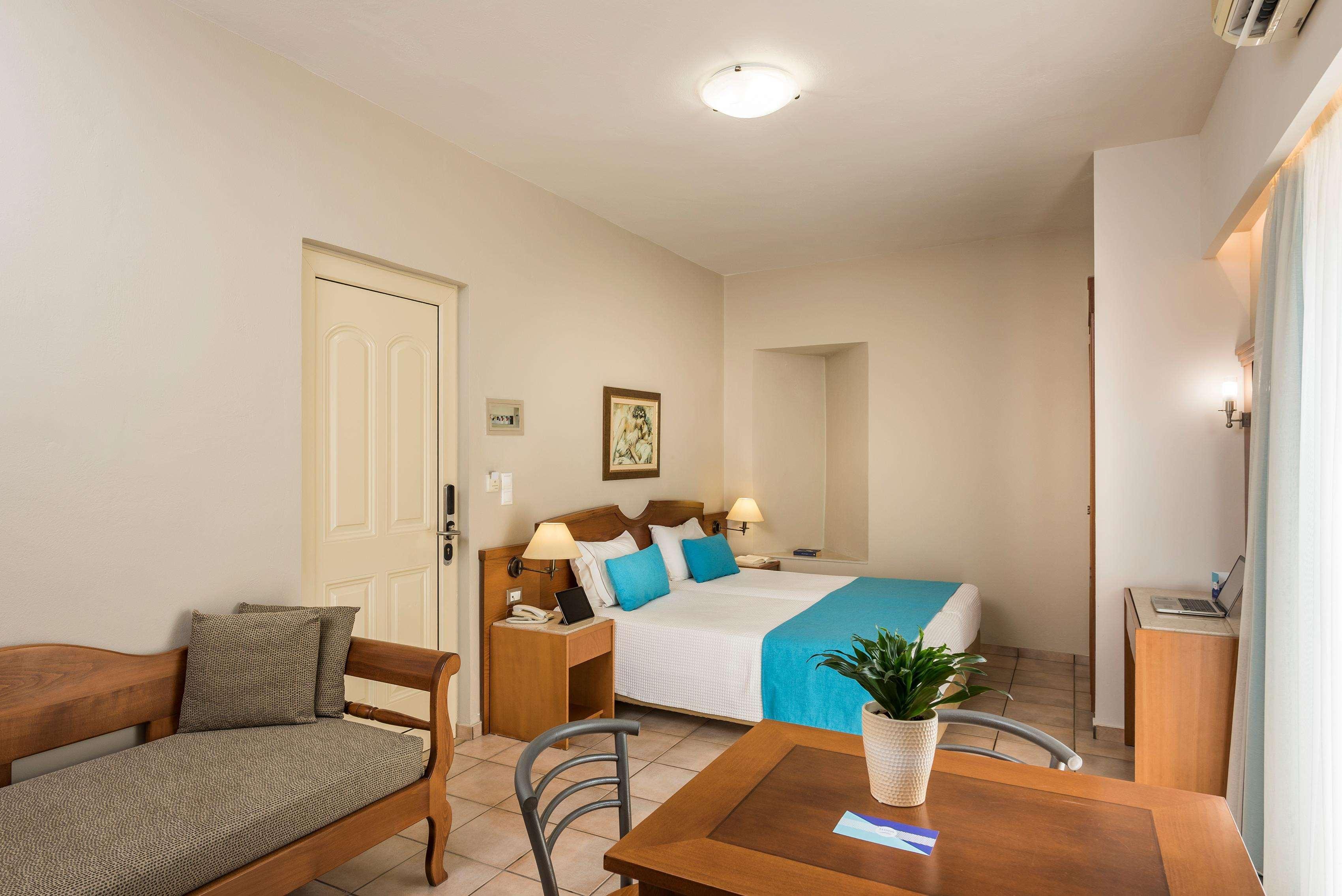 Elotis Suites (Adults Only) Aγία Μαρίνα Εξωτερικό φωτογραφία