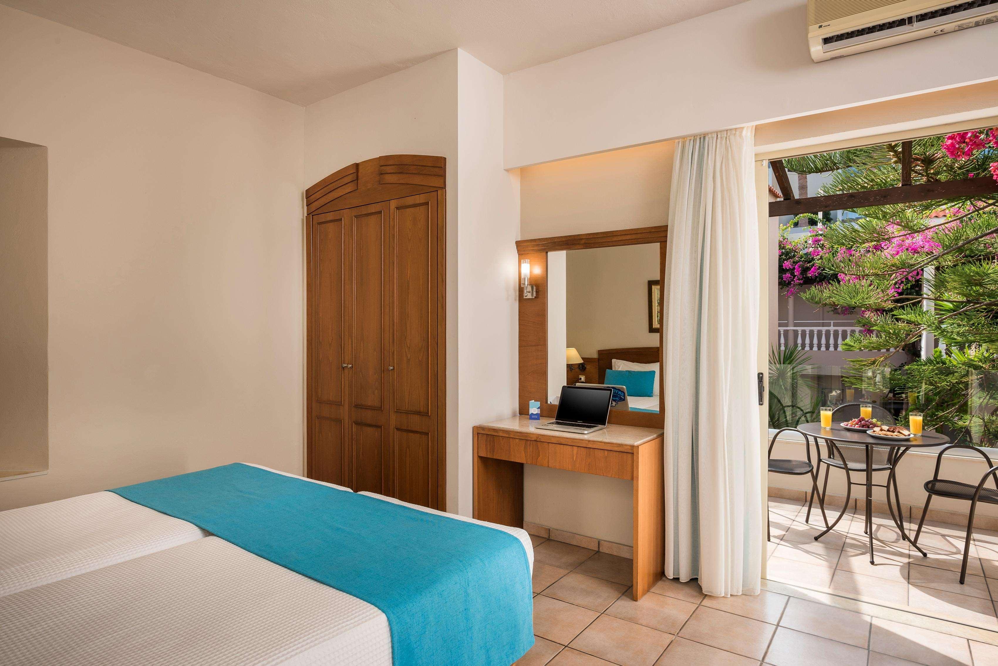 Elotis Suites (Adults Only) Aγία Μαρίνα Εξωτερικό φωτογραφία