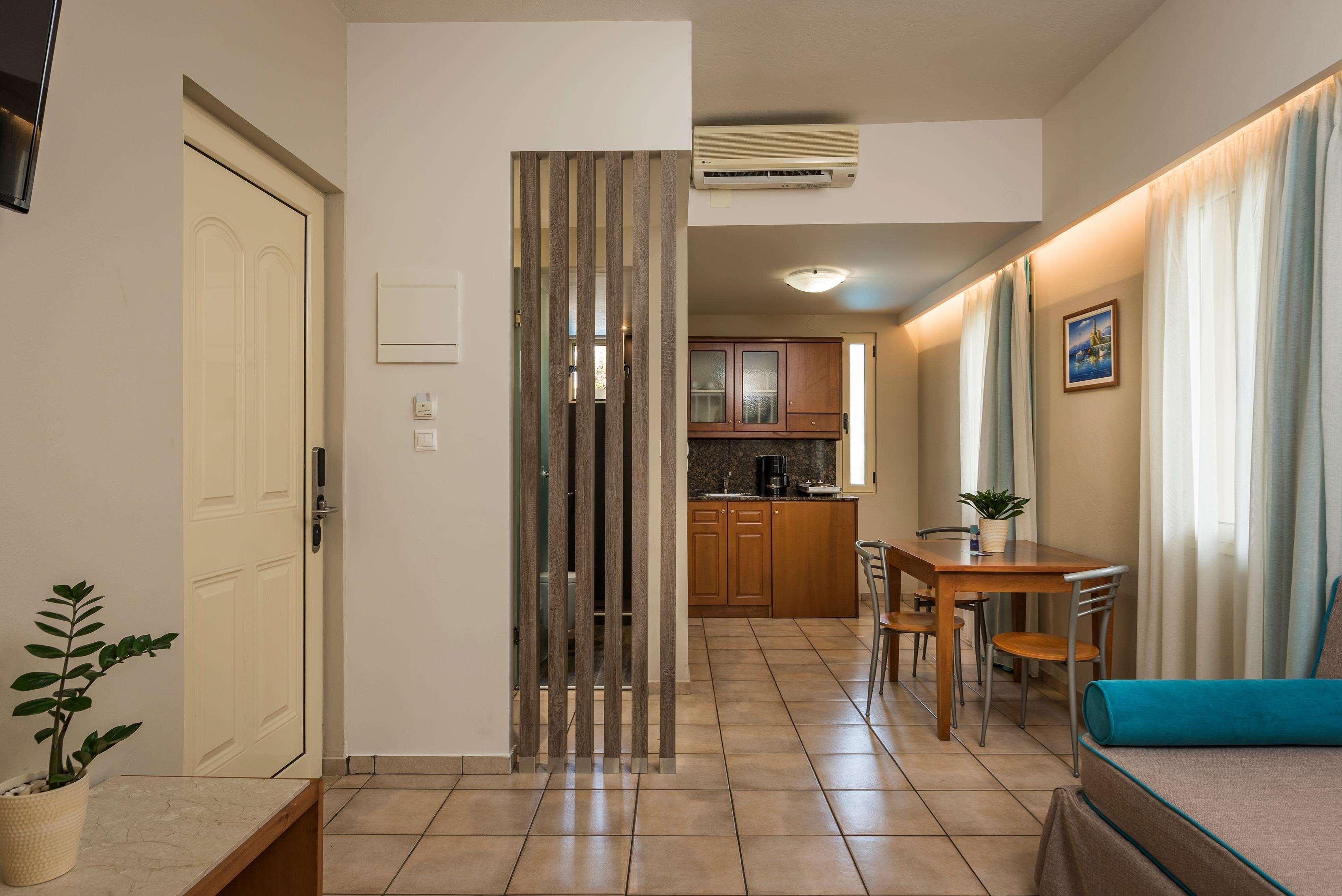 Elotis Suites (Adults Only) Aγία Μαρίνα Εξωτερικό φωτογραφία