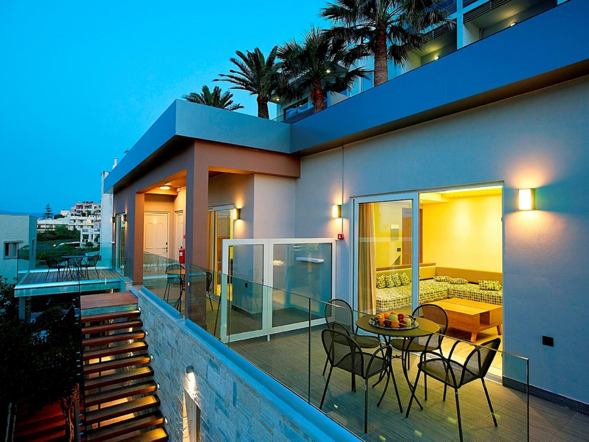 Elotis Suites (Adults Only) Aγία Μαρίνα Δωμάτιο φωτογραφία